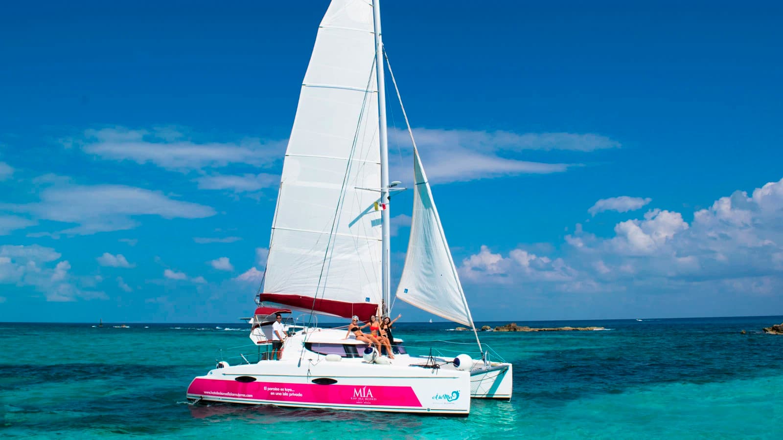 Transportación en catamarán